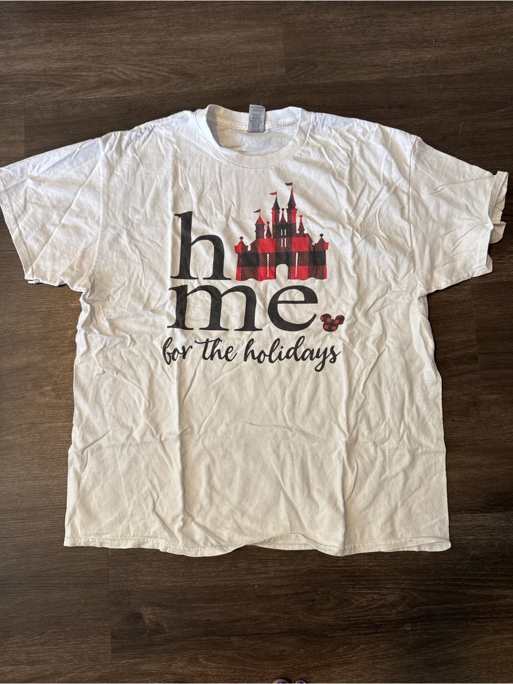 Gildan White Holiday Tee with Red Plaid Castle Graphic
